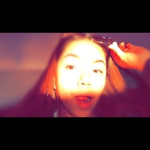 Meet your Posher, Adi